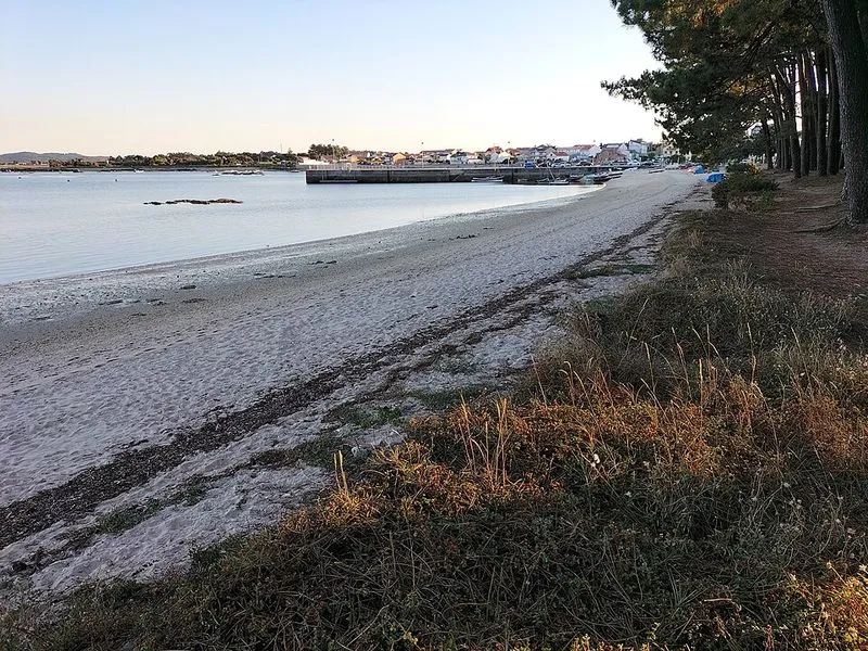 Playa de A Cruz en A Illa de Arousa, Pontevedra — foto 3 de 5