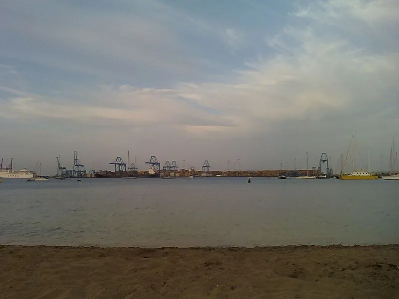 Playa de Alcavaneras en Las Palmas de Gran Canaria, Las Palmas — foto 7 de 8
