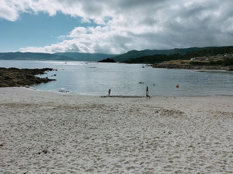 Playa Area do Medio en Muros