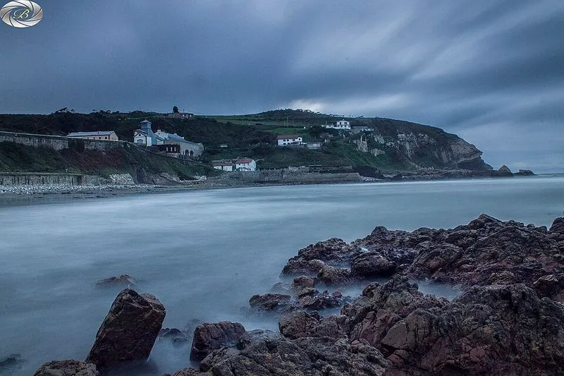 Playa de Arnao en Castrillón, Asturias — foto 3 de 6