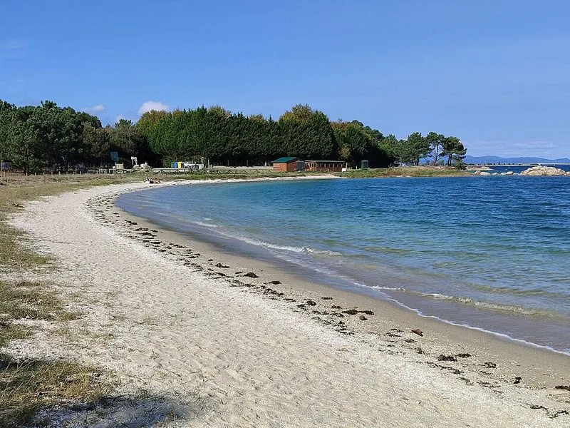 Playa de Arnelas en A Illa de Arousa, Pontevedra — foto 2 de 5