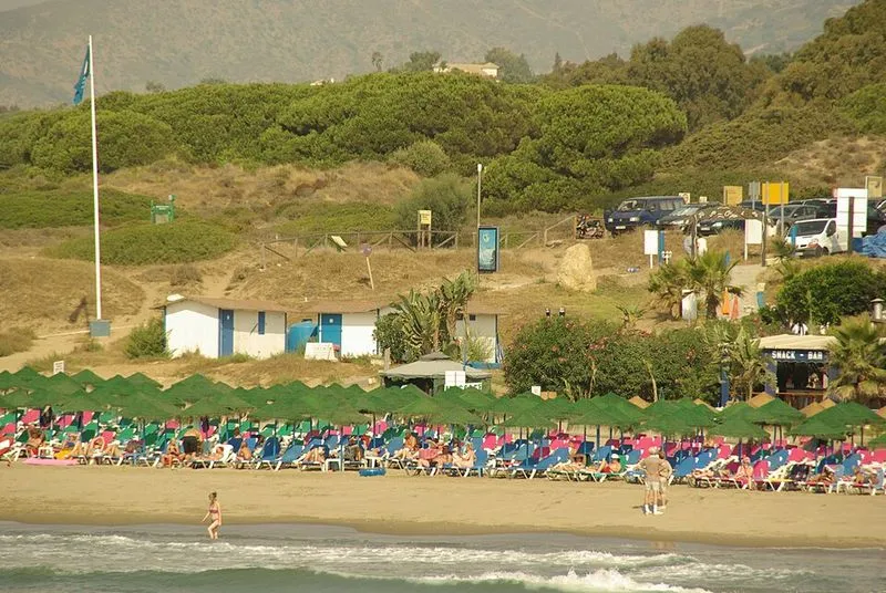 Playa Artola en Marbella, Málaga — foto 2 de 6
