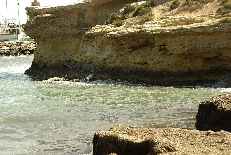 Playa Banyets de la Reina en El Campello, Alicante — foto 2 de 5
