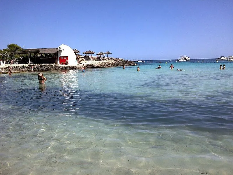 Playa de Binibeca Nou en Sant Lluís, Islas Baleares — foto 2 de 8