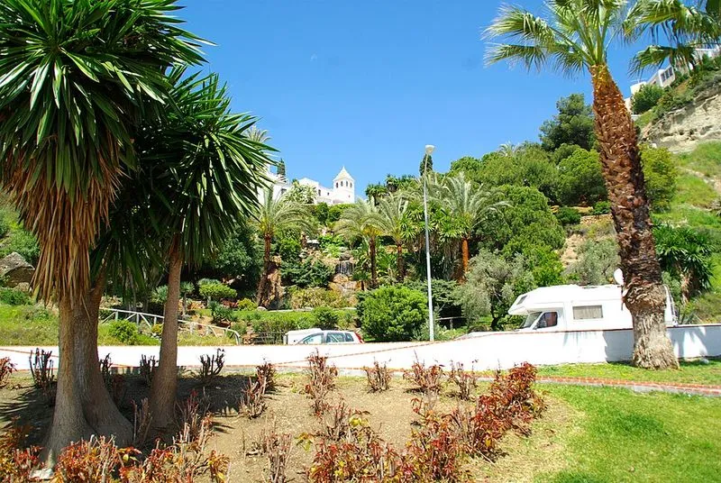 Playa Burriana en Nerja, Málaga — foto 7 de 9