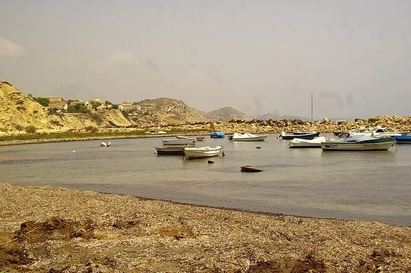 Cala Baeza en El Campello, Alicante — foto 3 de 5