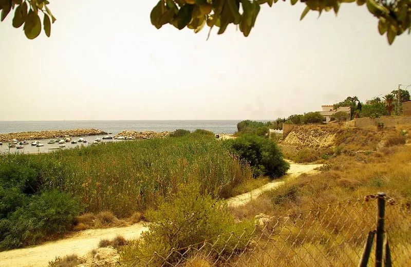 Cala Baeza en El Campello, Alicante — foto 5 de 5