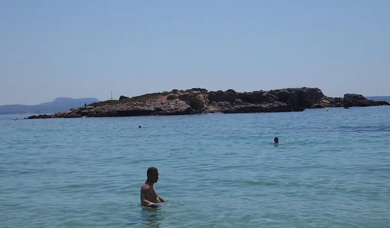 Playa Cala Comtessa en Calvià, Islas Baleares — foto 6 de 7