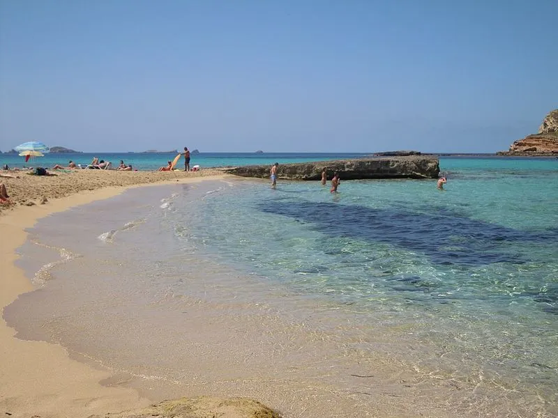 Playa Cala Conta en Sant Josep de sa Talaia, Islas Baleares — foto 9 de 9
