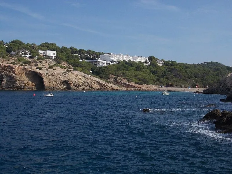 Playa Cala Corral en Sant Josep de sa Talaia, Islas Baleares — foto 4 de 5