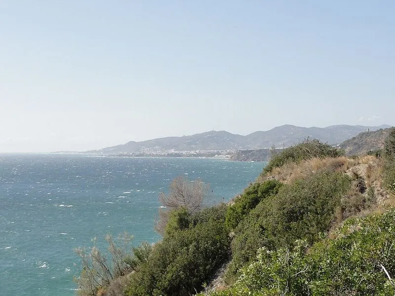 Cala de la Torre del Pino en Nerja, Málaga — foto 5 de 5