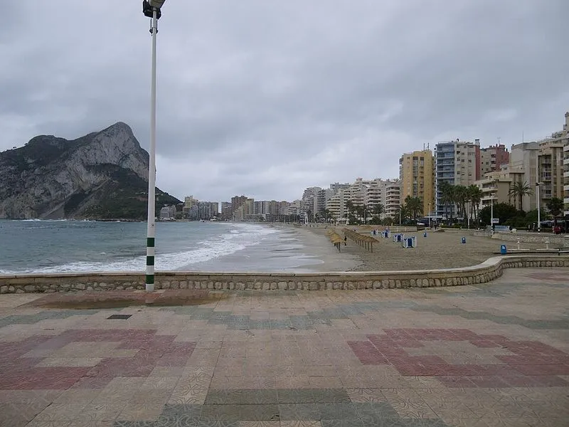 Playa Cala de les Bassetes en Calp, Alicante — foto 6 de 9