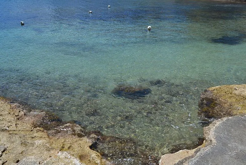 Playa Cala de les Bassetes en Calp, Alicante — foto 8 de 9