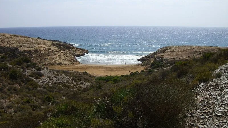 Playa Cala de los Dentones en Cartagena, Murcia — foto 2 de 5