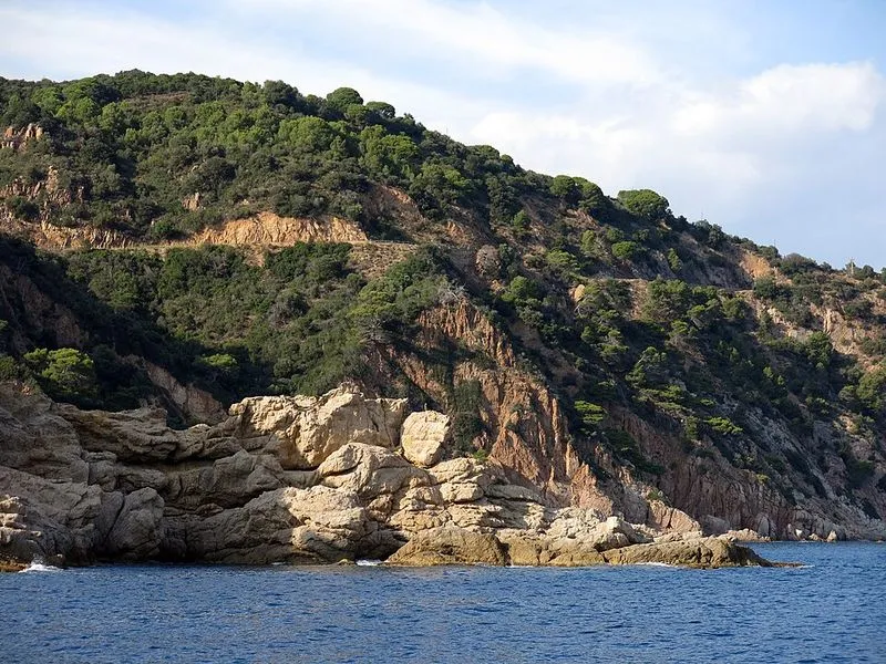 Playa Cala de Sa Futadera en Tossa de Mar, Gerona — foto 3 de 5