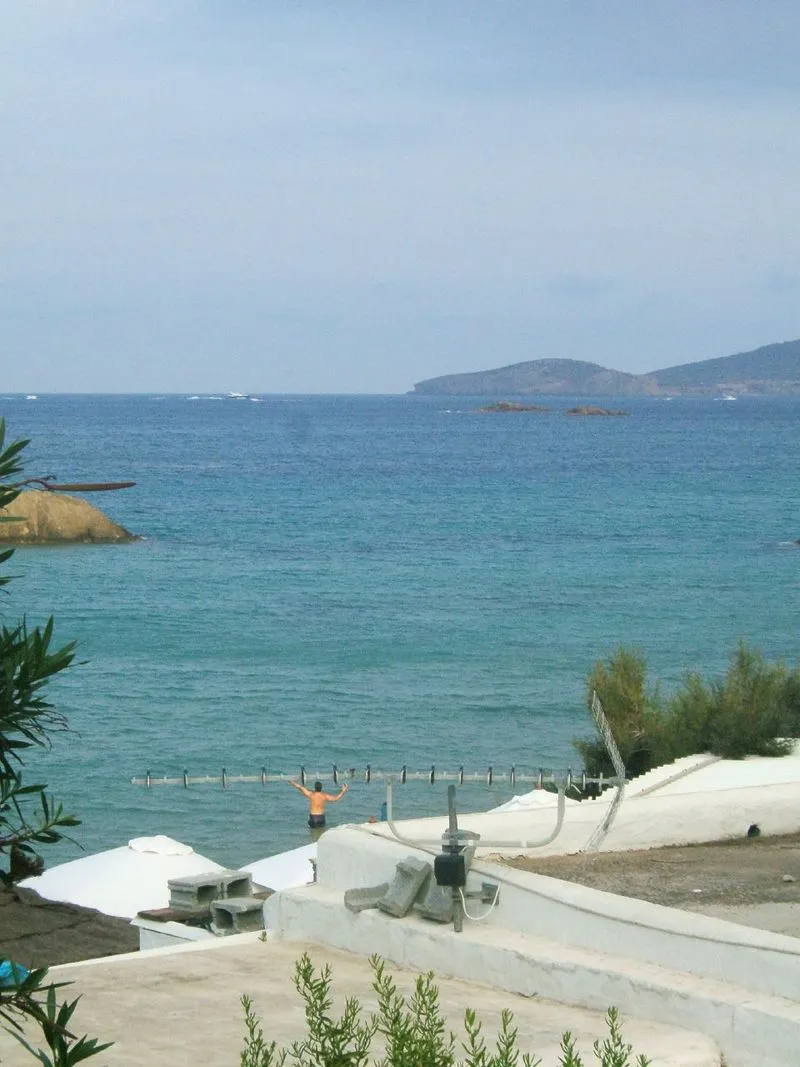 Playa Cala de S'Aigua Blanca en Santa Eulalia del Río, Islas Baleares — foto 3 de 3