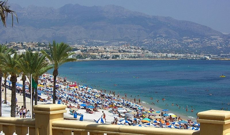 Playa Cala del Amerador en L'Alfàs del Pi, Alicante