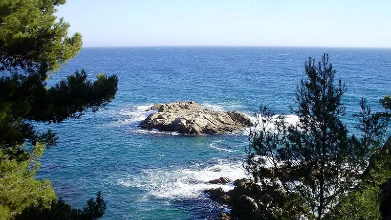 Playa Cala del Forn en Calonge, Gerona — foto 2 de 5