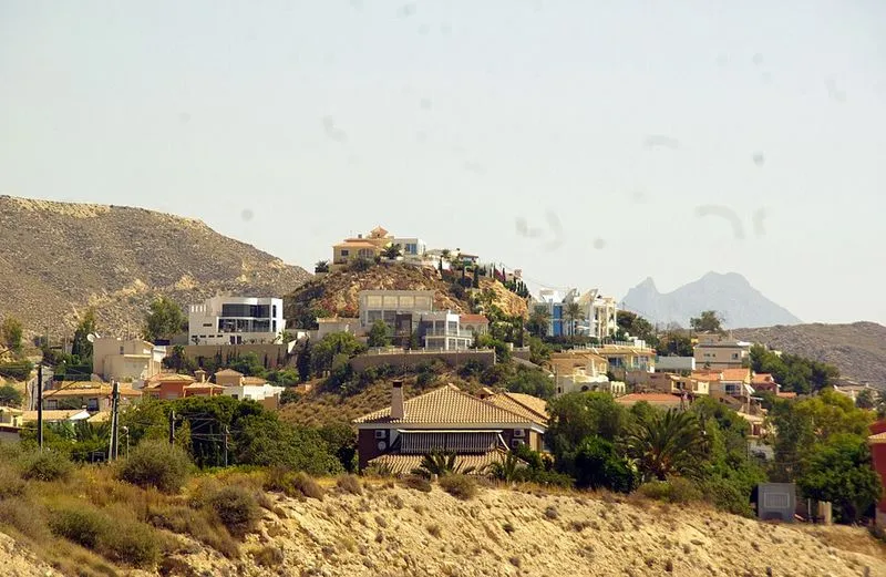 Cala del Morro Blanc en El Campello, Alicante — foto 4 de 5