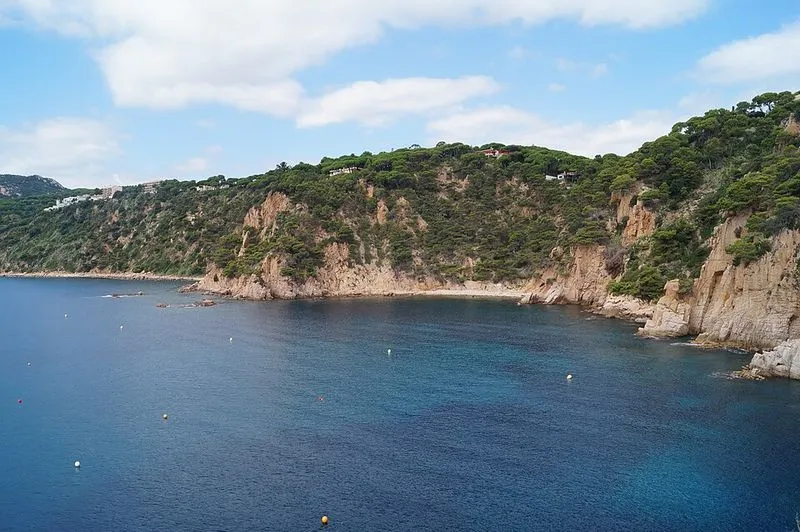 Cala del Vigatà en Sant Feliu de Guíxols, Gerona — foto 2 de 6