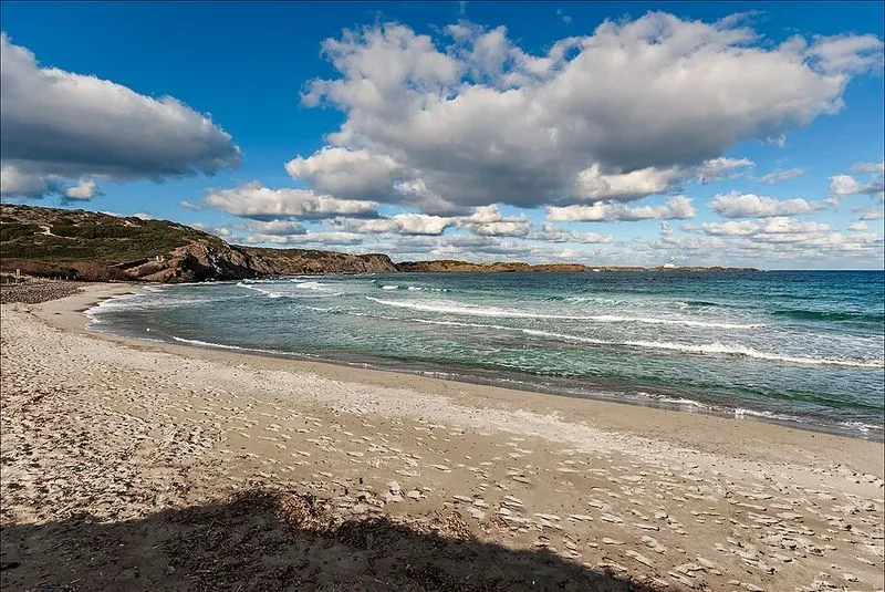 Playa Cala d'En Tortuga en Maó, Islas Baleares — foto 2 de 2