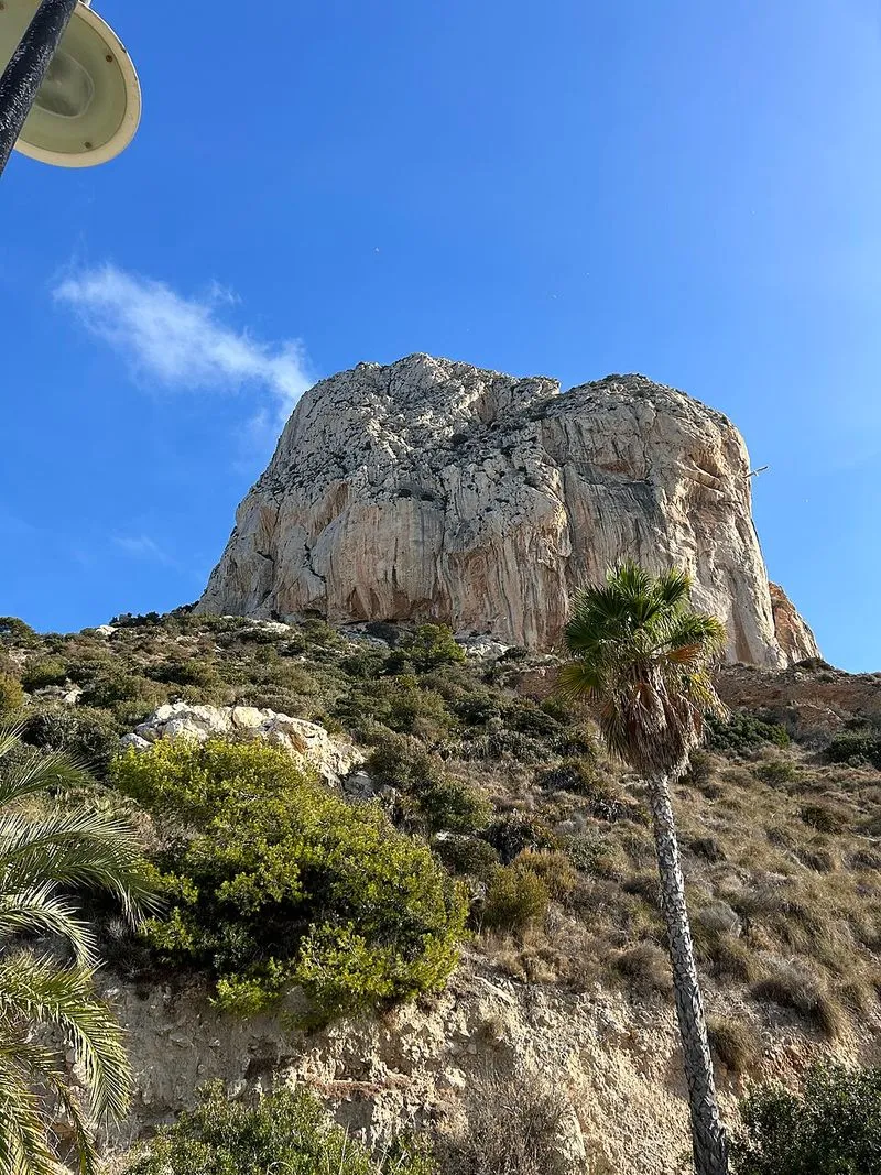 Cala El Racó en Calp, Alicante — foto 2 de 14