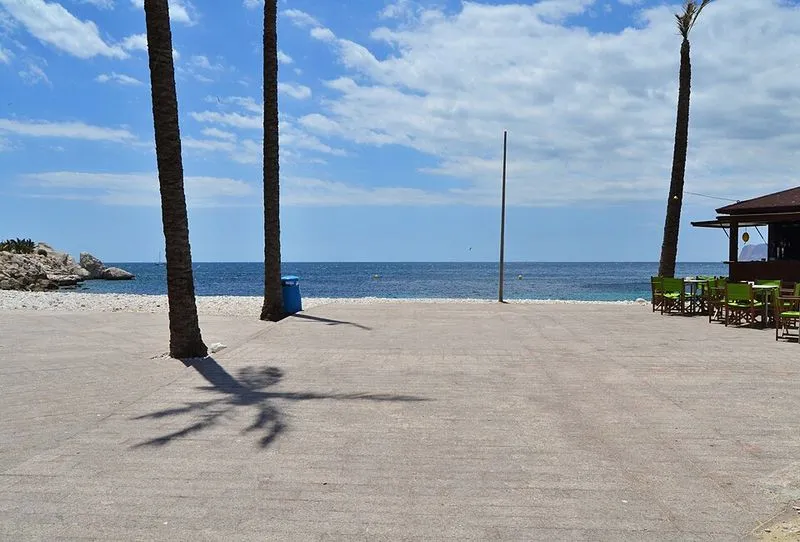 Cala El Racó en Calp, Alicante — foto 13 de 14