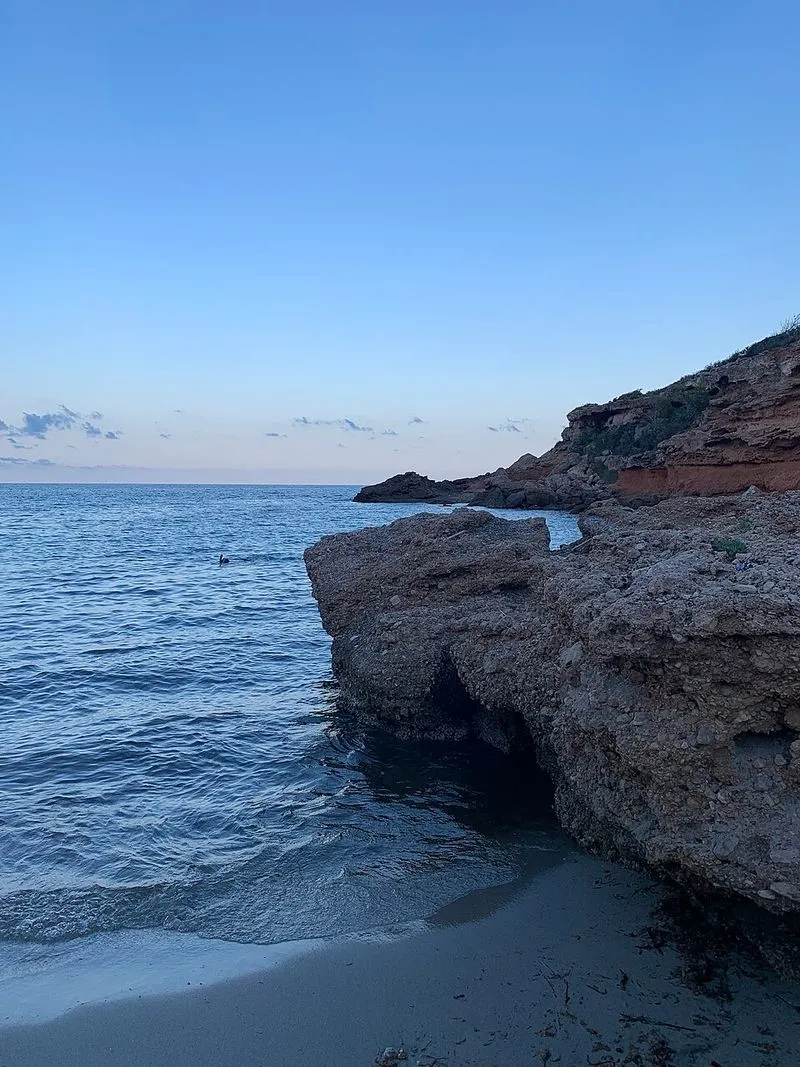 Playa Cala Forn en L'Ametlla de Mar, Tarragona — foto 2 de 8