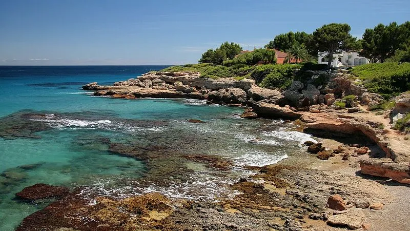 Playa Cala Forn en L'Ametlla de Mar, Tarragona — foto 7 de 8