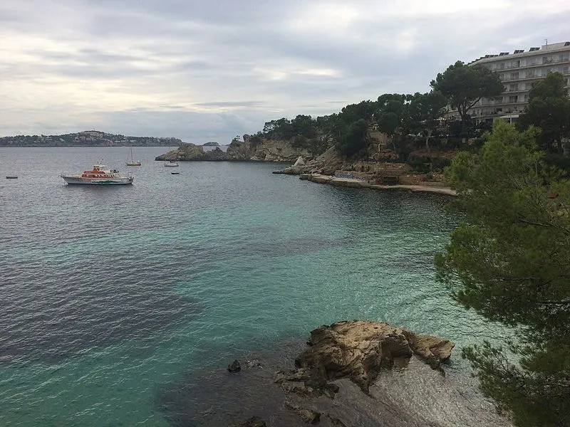 Cala Fornells en Calvià, Islas Baleares — foto 4 de 6