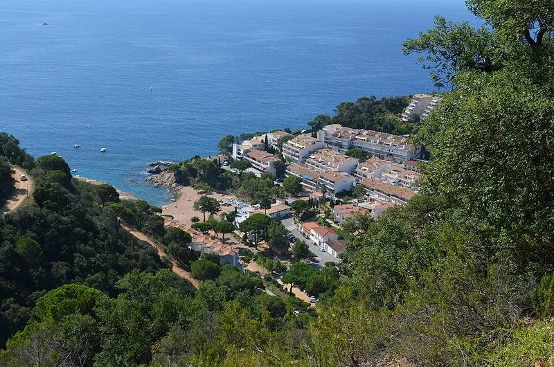 Playa Cala Giverola en Tossa de Mar, Gerona — foto 3 de 7