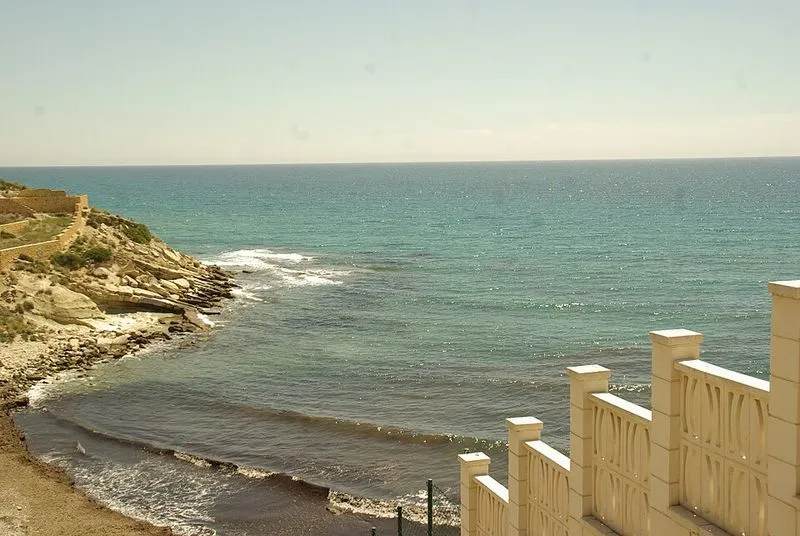 Cala les Palmeretes en El Campello, Alicante — foto 2 de 5