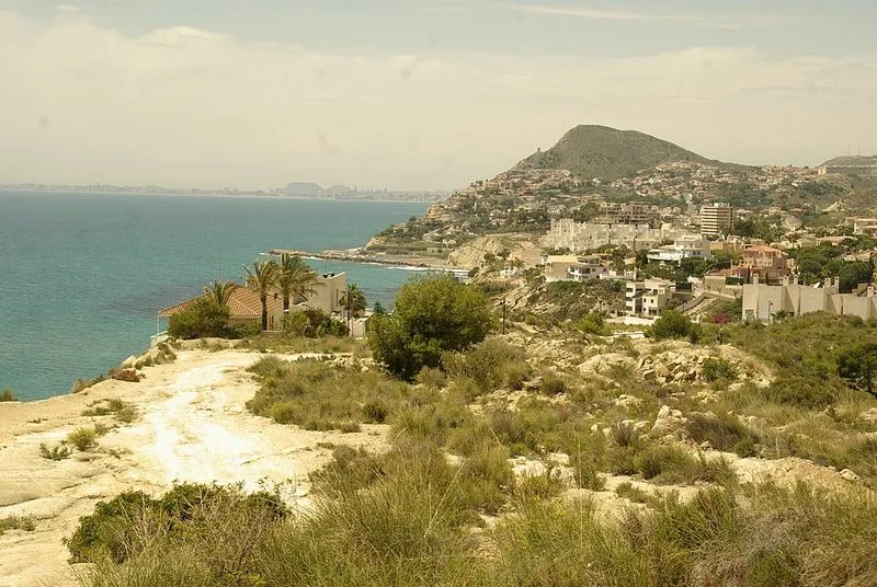 Cala les Palmeretes en El Campello, Alicante — foto 5 de 5