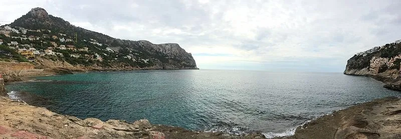 Playa Cala Llamp en Andratx, Islas Baleares — foto 2 de 5