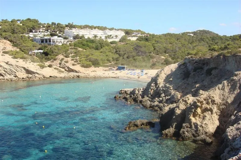 Playa Cala Llentia en Sant Josep de sa Talaia, Islas Baleares — foto 7 de 9