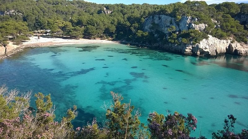Playa Cala Macarella en Ciutadella de Menorca