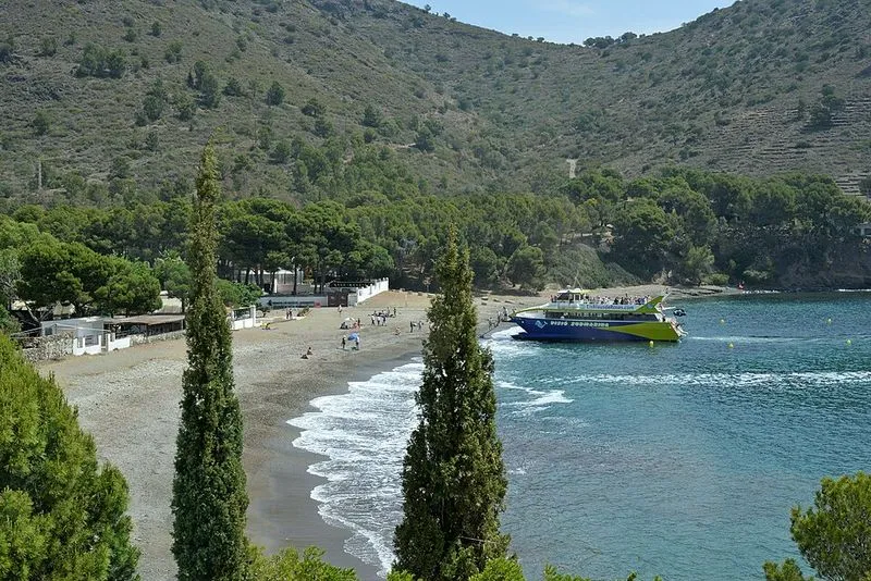 Cala Montjoi en Roses, Gerona — foto 4 de 6