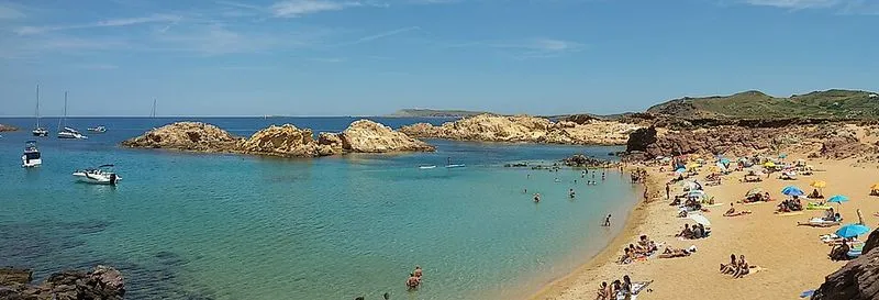 Playa Cala Pregonda en Es Mercadal, Islas Baleares — foto 6 de 10