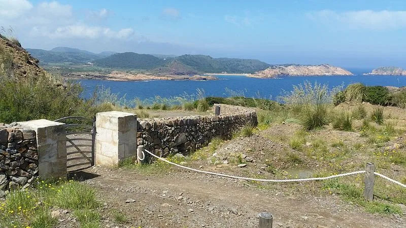 Playa Cala Pregonda en Es Mercadal, Islas Baleares — foto 10 de 10