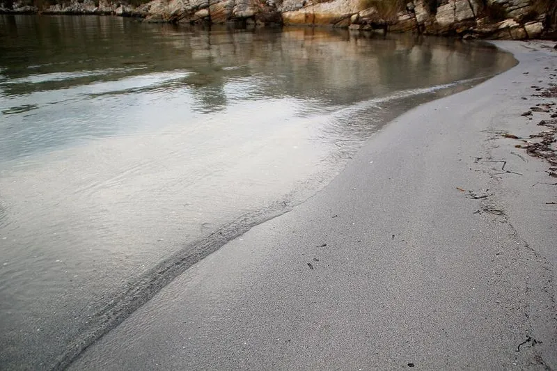 Playa Cala Pudent en Es Mercadal, Islas Baleares — foto 9 de 10