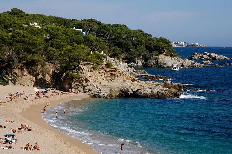 Cala Rovira en Castell-Platja d'Aro, Gerona — foto 3 de 6