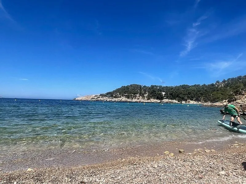 Playa Cala Salada en Sant Antoni de Portmany, Islas Baleares — foto 4 de 5