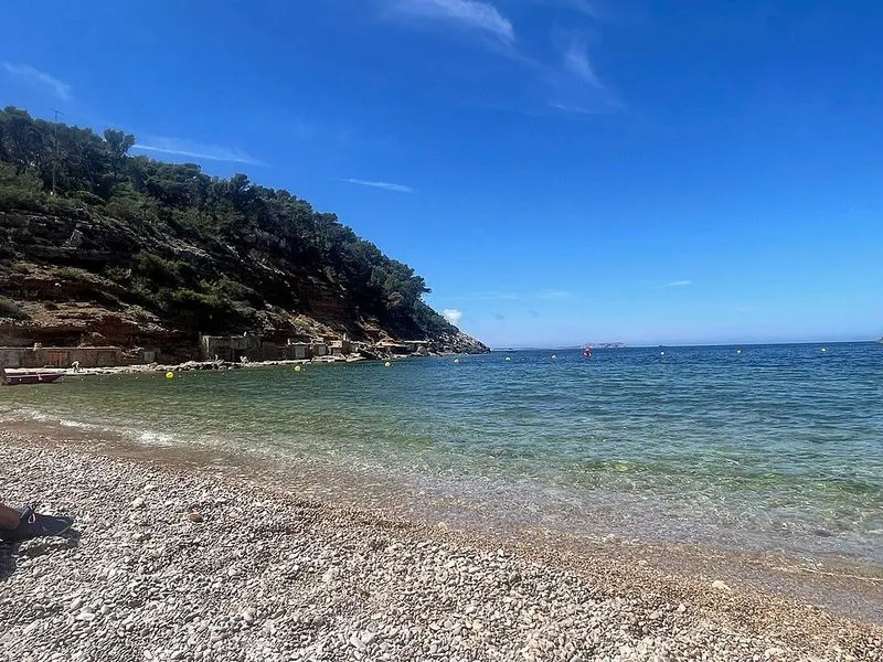 Playa Cala Salada en Sant Antoni de Portmany, Islas Baleares — foto 5 de 5