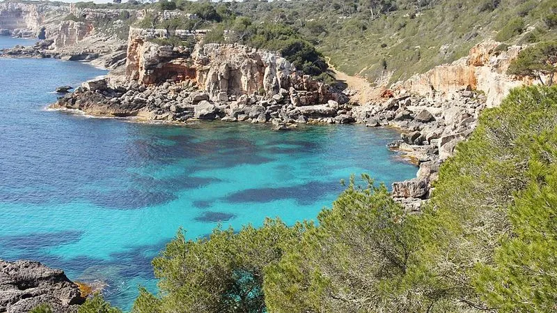 Cala s'Almonia en Santanyí, Islas Baleares — foto 2 de 10