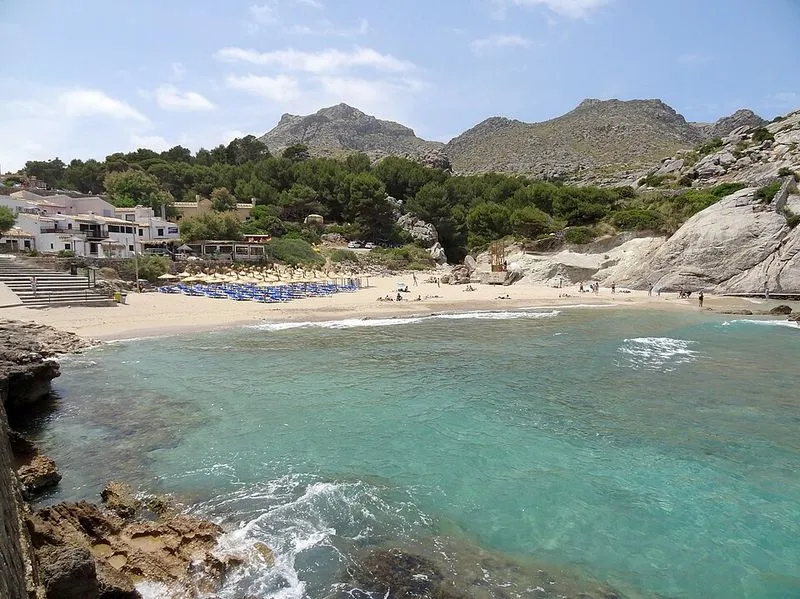 Playa Cala Sant Vicens en Pollença, Islas Baleares — foto 6 de 8