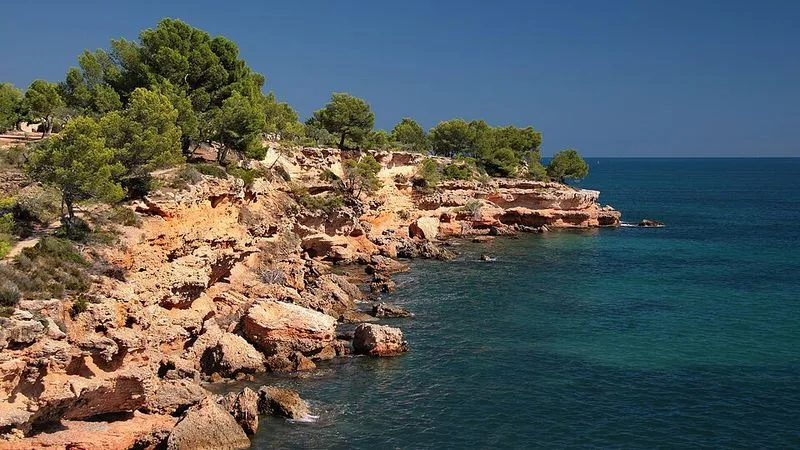 Playa Cala Santes Creus en L'Ametlla de Mar, Tarragona — foto 4 de 5