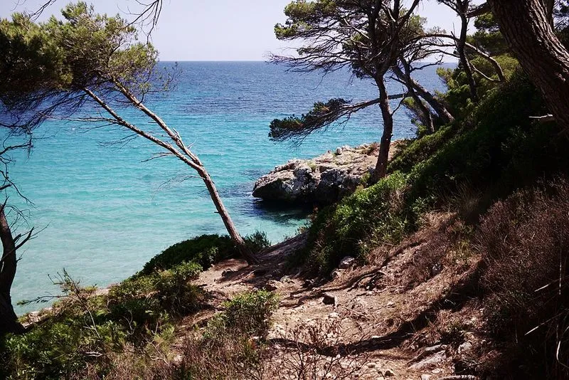 Cala Trebaluger en Es Migjorn Gran, Islas Baleares — foto 5 de 10