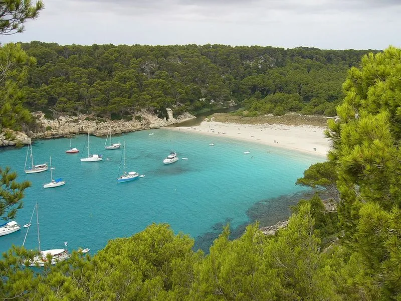 Cala Trebaluger en Es Migjorn Gran, Islas Baleares — foto 10 de 10