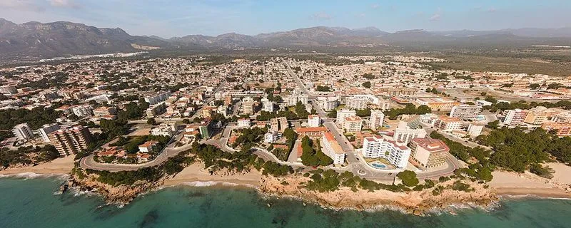Cala Vieneses en Mont-roig del Camp, Tarragona — foto 1 de 2