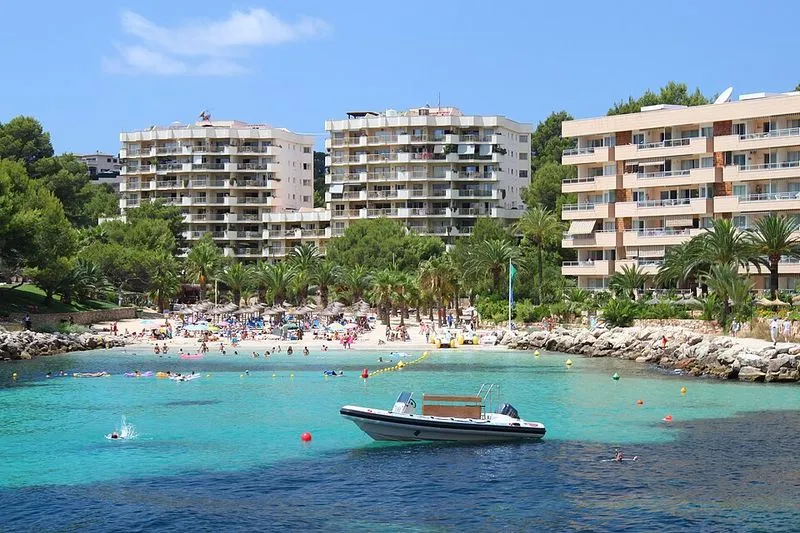 Playa Cala Vinyes en Calvià, Islas Baleares — foto 4 de 5